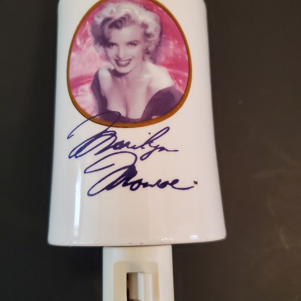 Marilyn Monroe Porcelain Night Lite (Final Sale)
